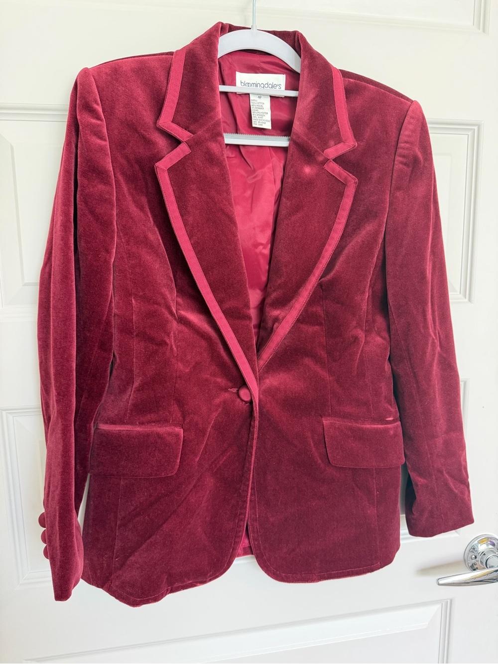 Bloomingdale's Women's Velvet Blazer Jacket - Wine